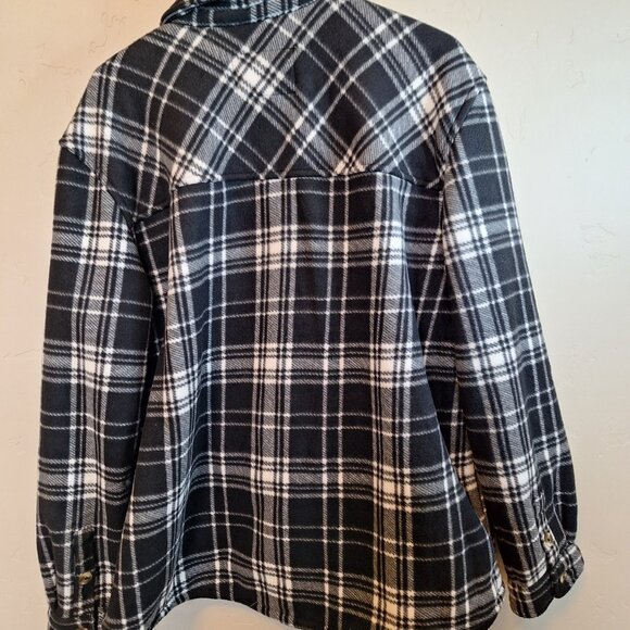 Sage Collective sherpa and flannel shacket - Picture 5 of 5